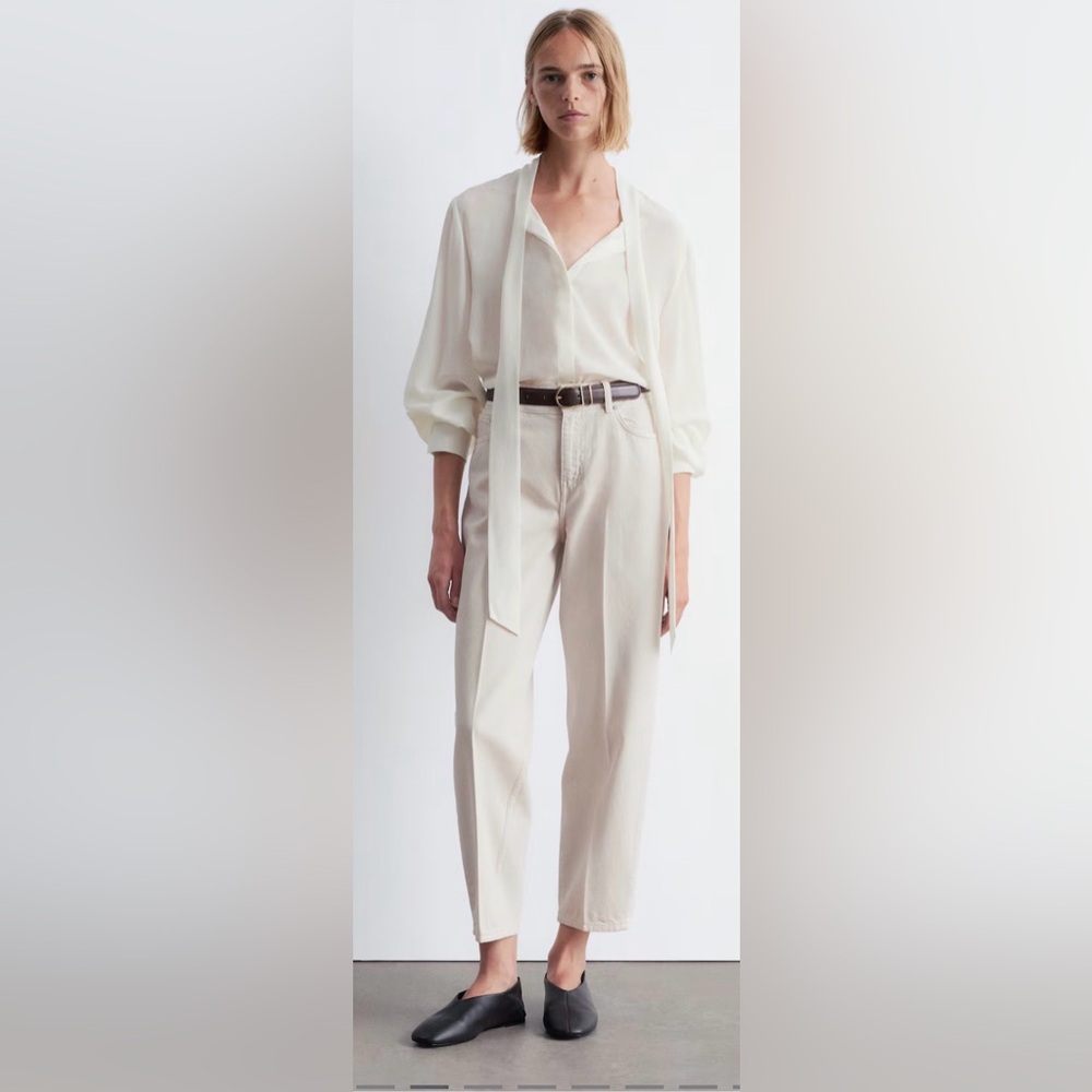 & Other Stories Cropped Barrel Jeans Cream Ivory SZ 26